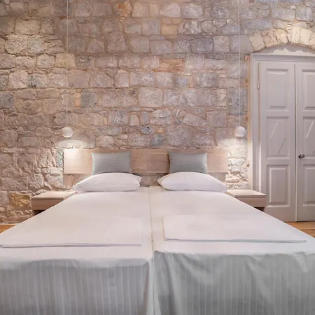 Tifani Luxury 3 Apartament *