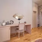 Tifani Luxury 3 *