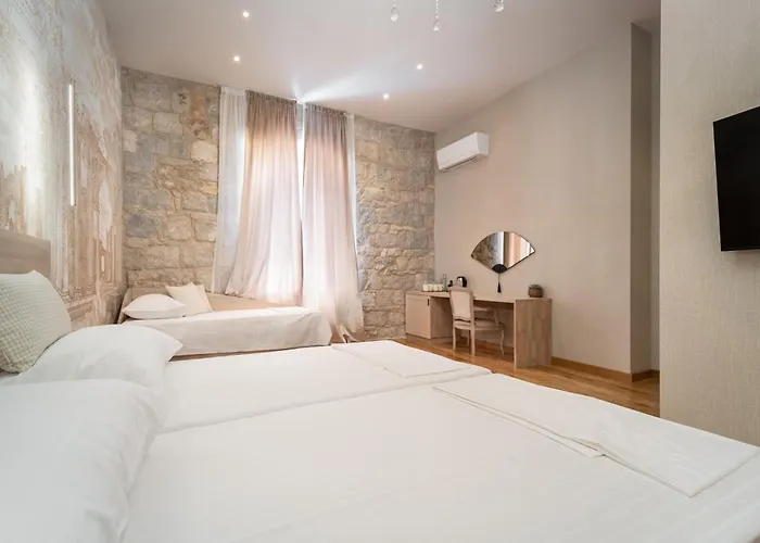 Tifani Luxury 3 Apartment Split