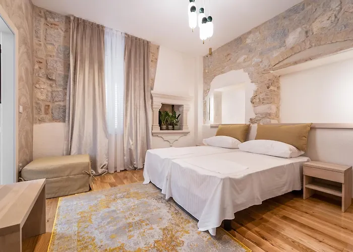 Apartment Tifani Luxury 3 *