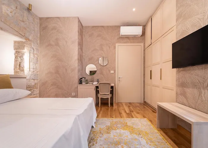 Tifani Luxury 3