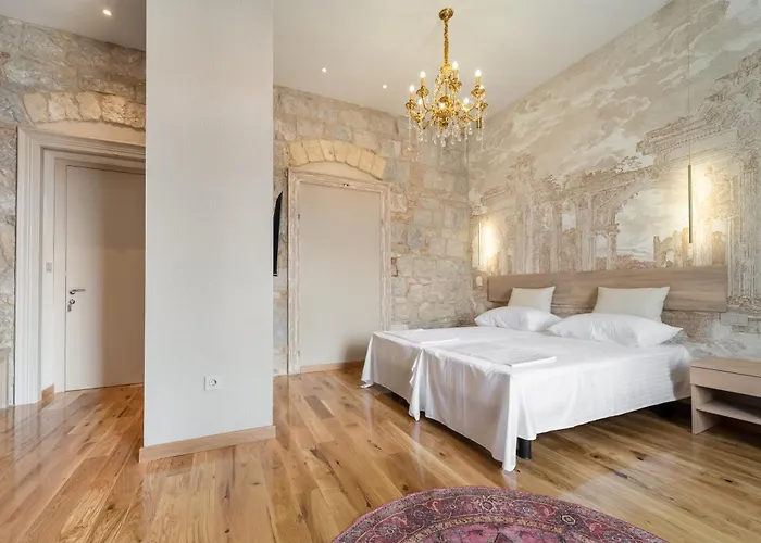 Apartment Tifani Luxury 3 *