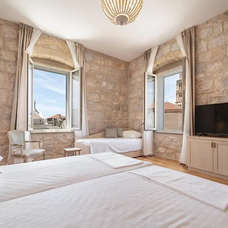 Διαμέρισμα Tifani Luxury 3